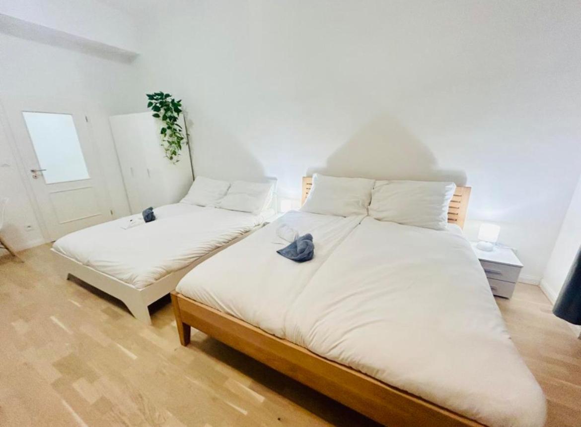 New Design & Style Apartments 50M From Wenceslas Square Прага Екстериор снимка