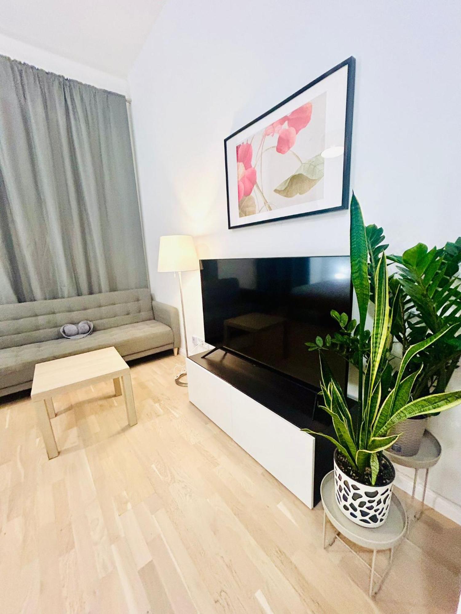 New Design & Style Apartments 50M From Wenceslas Square Прага Екстериор снимка
