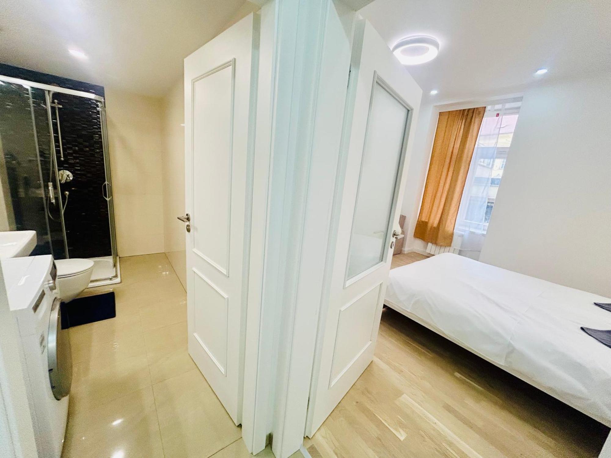 New Design & Style Apartments 50M From Wenceslas Square Прага Екстериор снимка